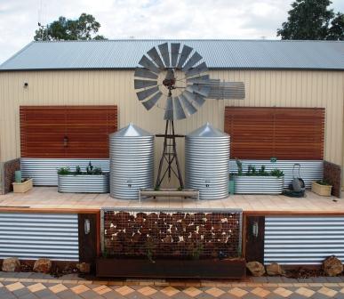 Port Augusta Accommodation Stock Yard bbq area